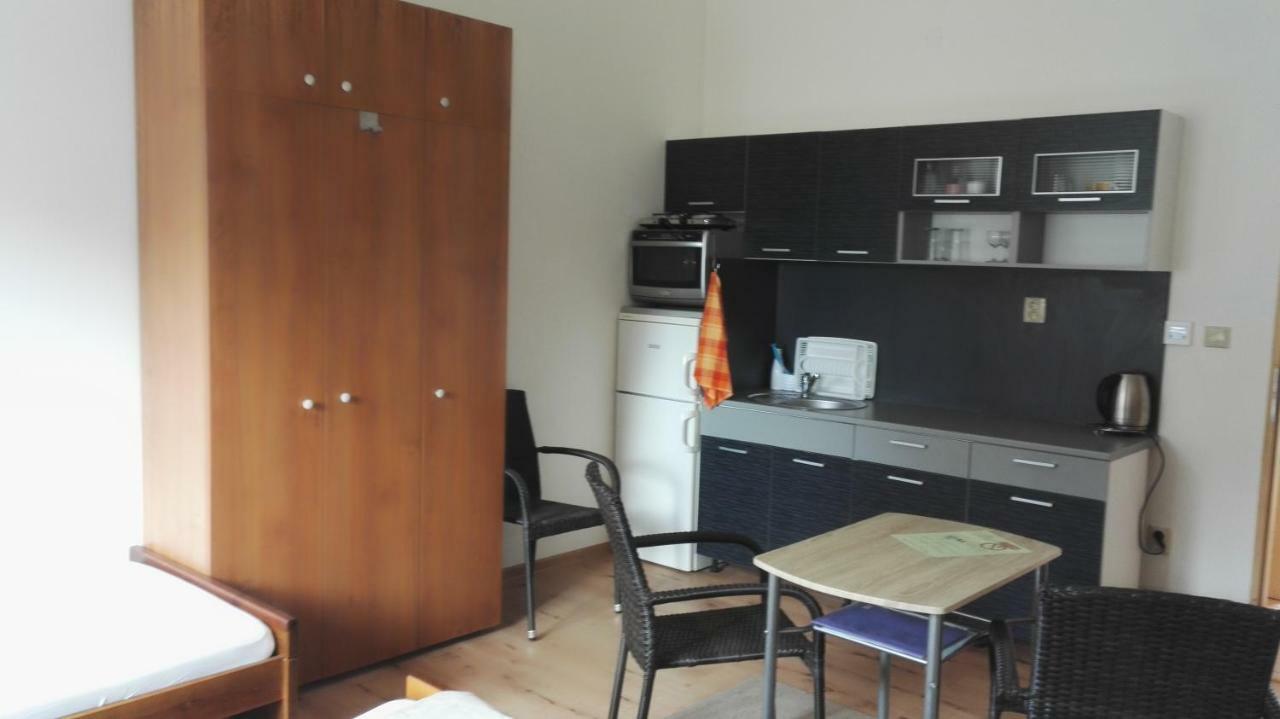 Ubytování v soukromí Opolany u Poděbrad Exterior foto